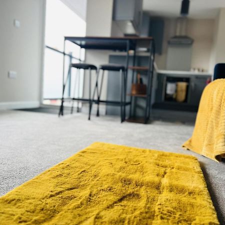 Brand New 1 Bed Apartment, 5Min Walk To Racing & Main Strip, With Electric Parking Bay & Terrace Long Stay Work Contractor Leisure - Citrine Newmarket  Bagian luar foto